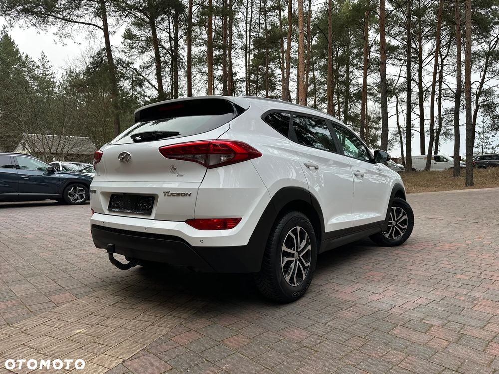 Hyundai Tucson blue 1.7 CRDi 2WD Advantage - 10