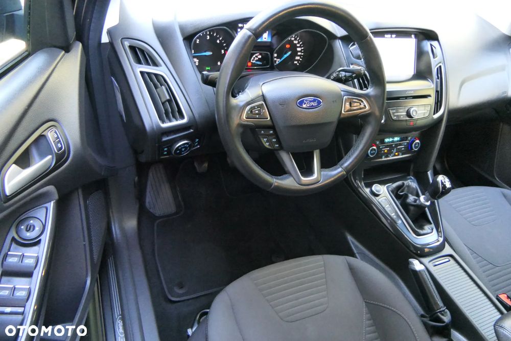 Ford Focus 2.0 EcoBlue Titanium - 16