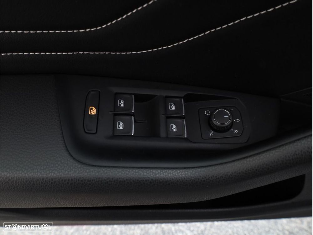 VW Arteon 1.4 TSI eHybrid R-Line - 31