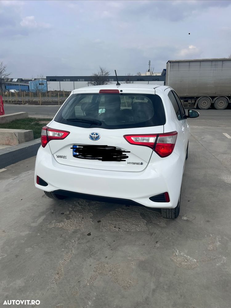 Toyota Yaris 1.5 VVT-i HSD Terra - 5