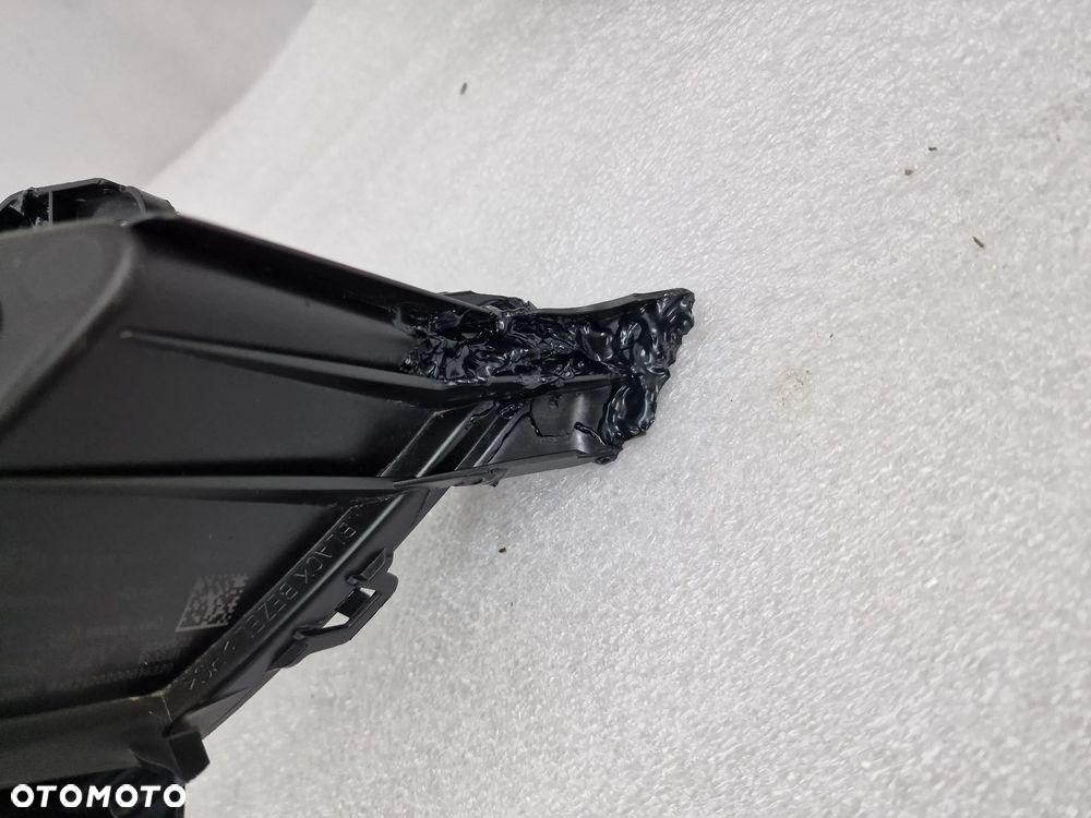 RENAULT MEGANE IV 4 E-TECH E TECH 21- PRAWY HALOGEN / LED / DRL , NR 266009007R / 266009083R , NR AUKCJI LA421 - 11