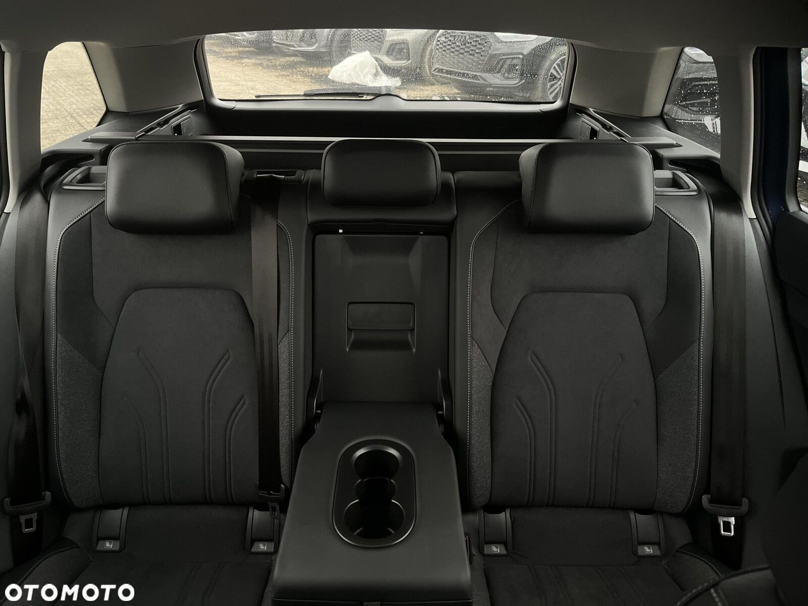 Volkswagen Golf - 33