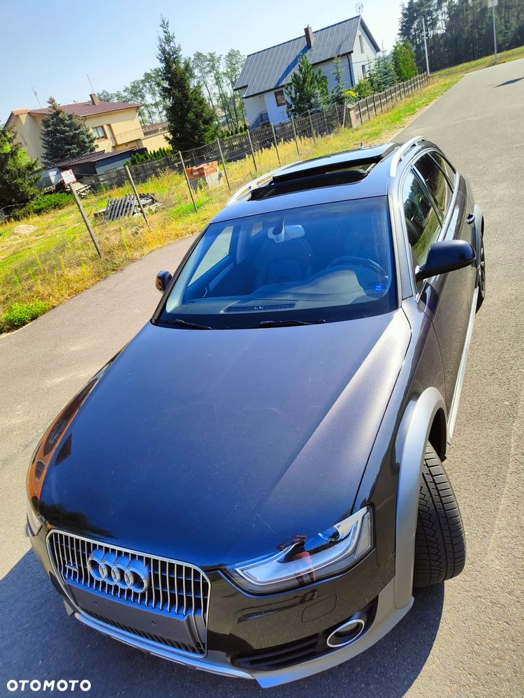 Audi A4 Allroad 2.0 TDI Quattro S tronic - 12