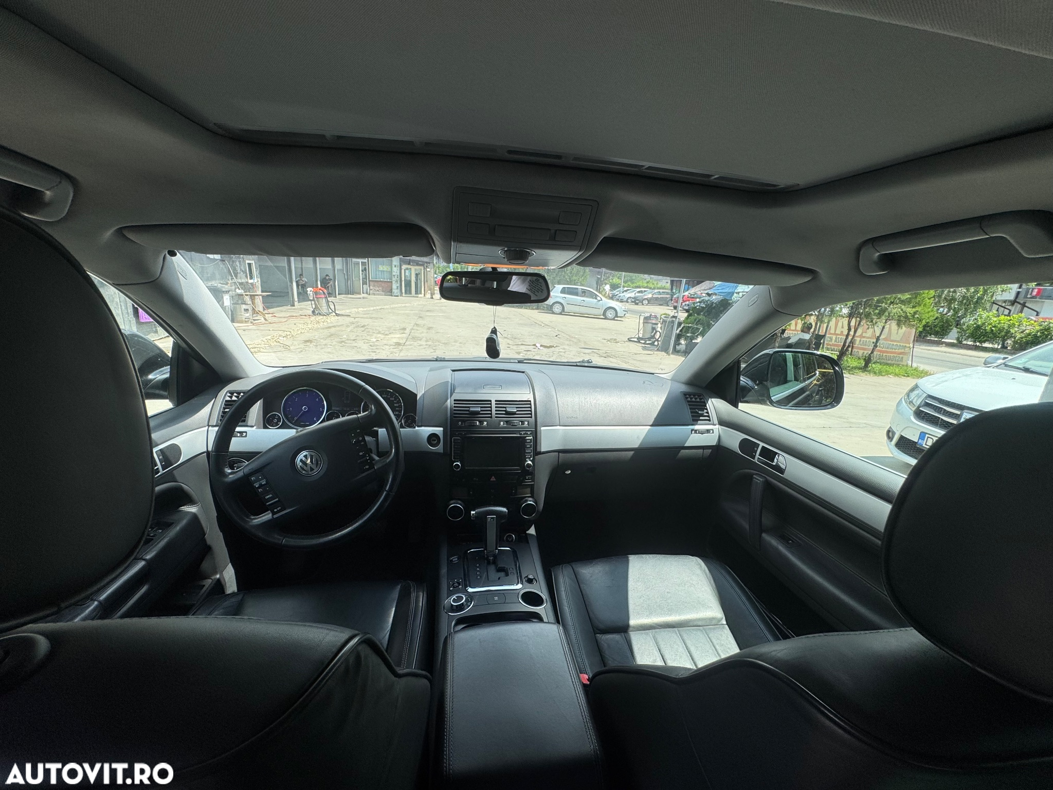 Volkswagen Touareg - 10