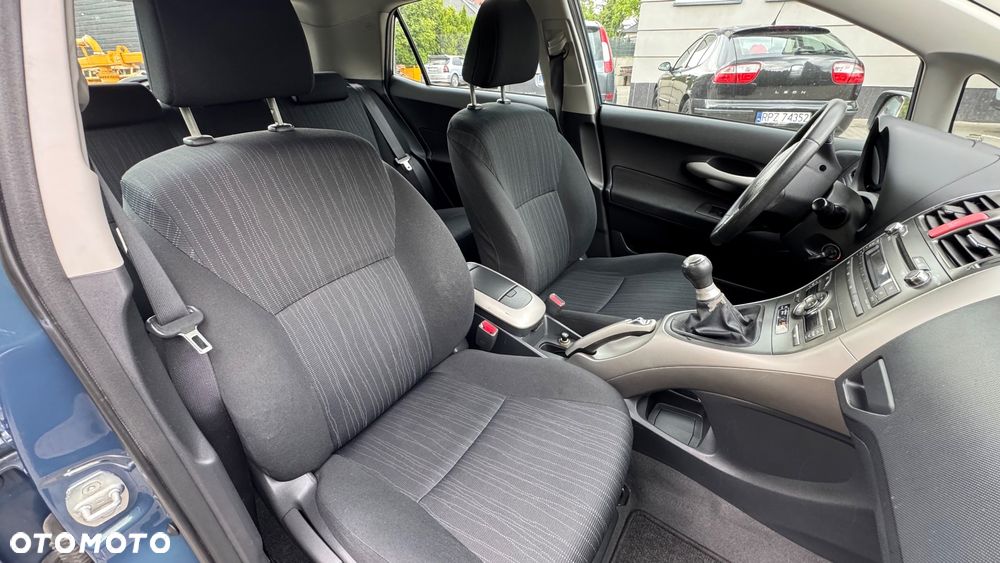 Toyota Auris 1.4 VVT-i Sol - 13