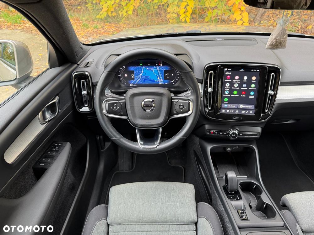 Volvo XC 40 B3 Plus Bright - 19