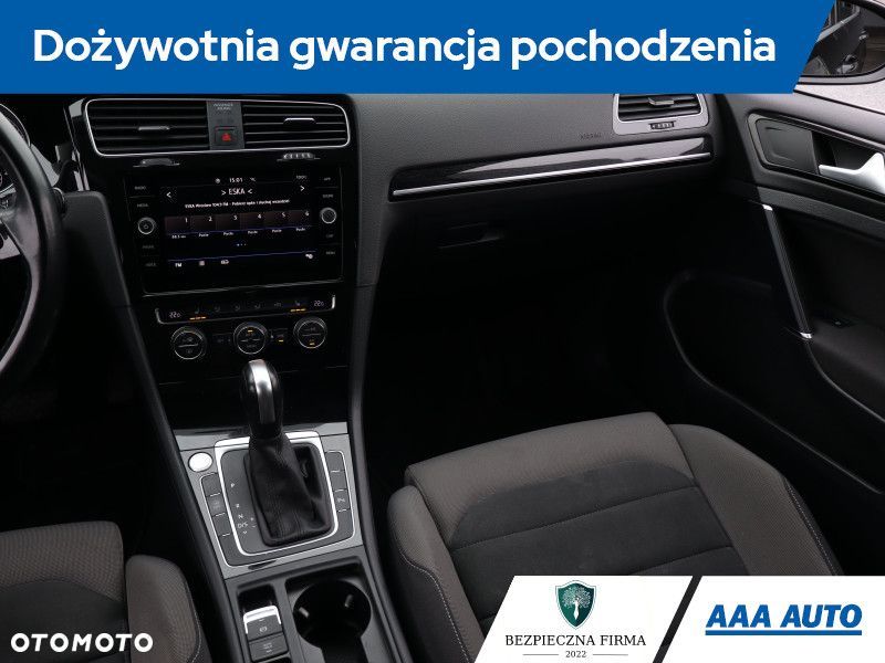 Volkswagen Golf Variant - 10