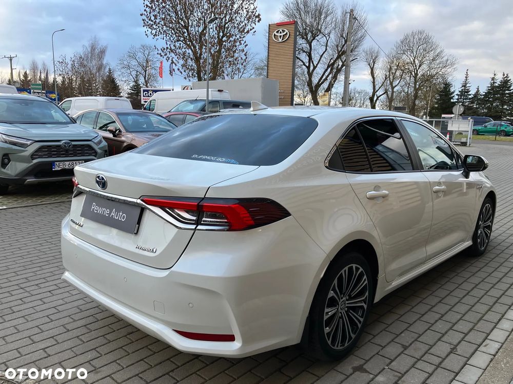 Toyota Corolla 1.8 Hybrid Comfort - 10
