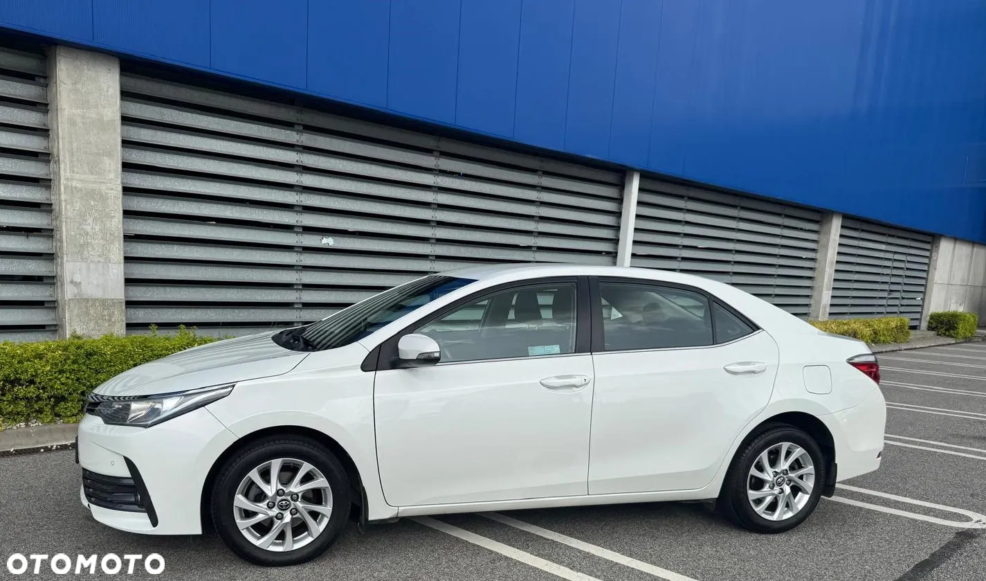 Toyota Corolla 1.6 Comfort MS - 11