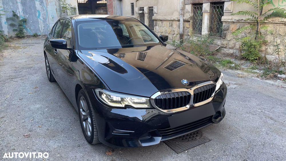 BMW Seria 3 330i AT Sport Line - 3