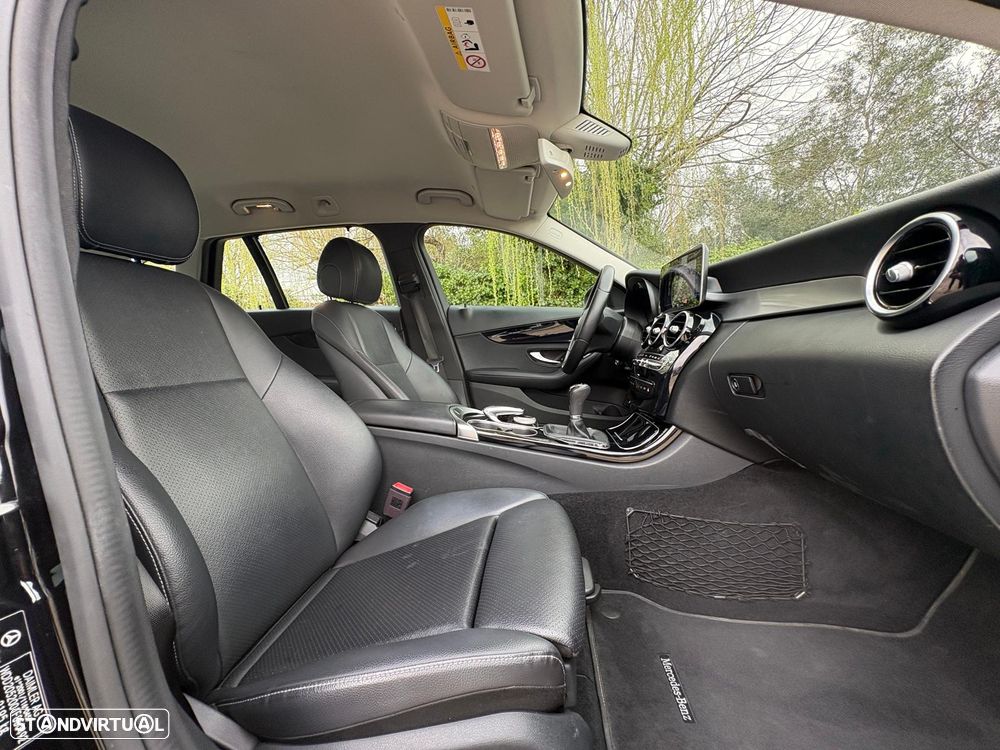 Mercedes-Benz C 180 d - 12