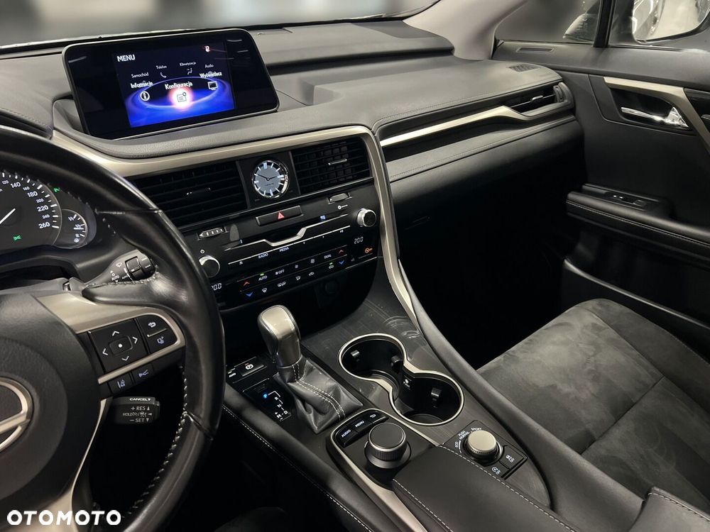 Lexus RX - 29