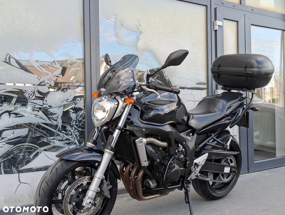 Yamaha FZ6 - 8