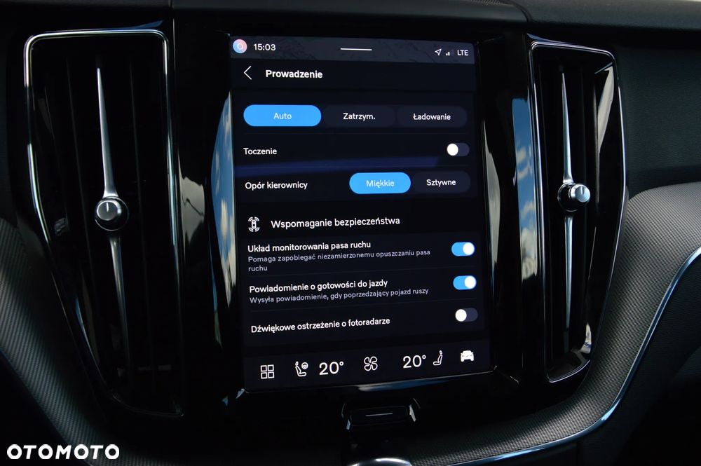 Volvo XC 60 T8 Plug-In Hybrid AWD Plus Dark - 34