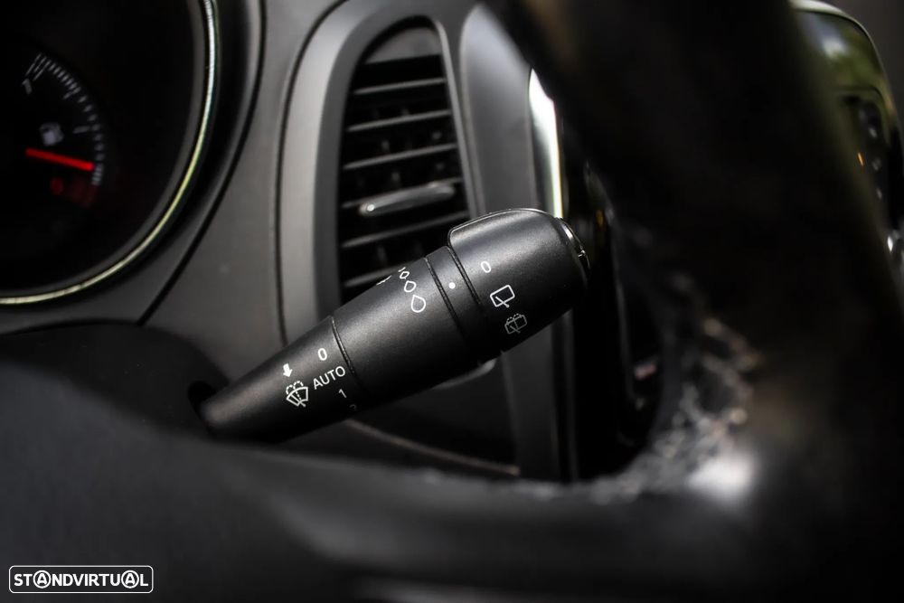 Renault Captur ENERGY TCe 120 EDC Intens - 17