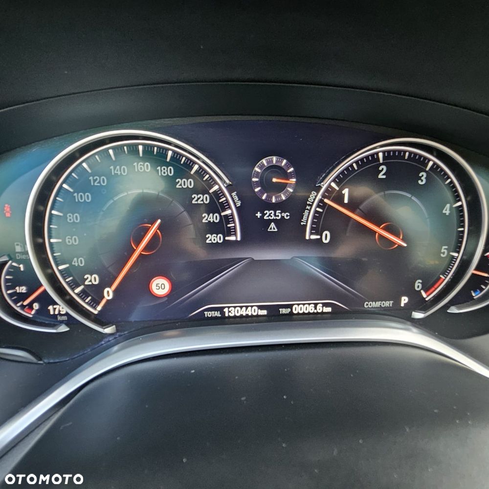 BMW Seria 7 740d xDrive - 10