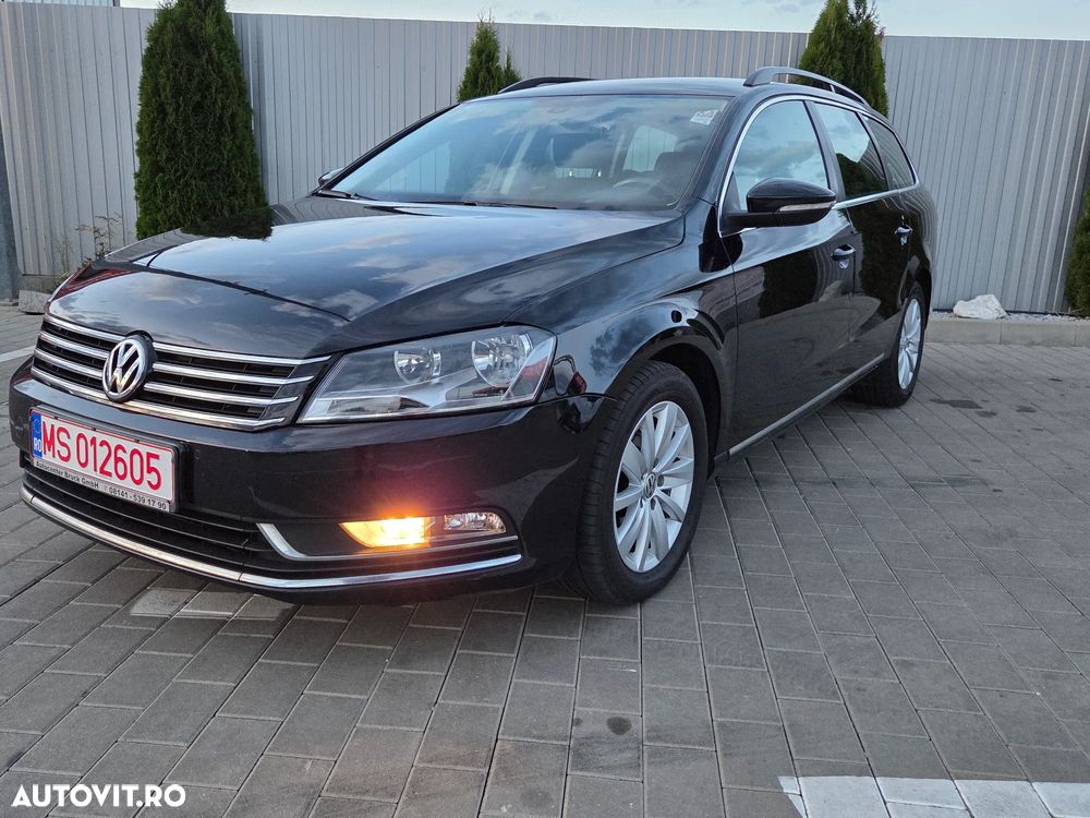 Volkswagen Passat - 1