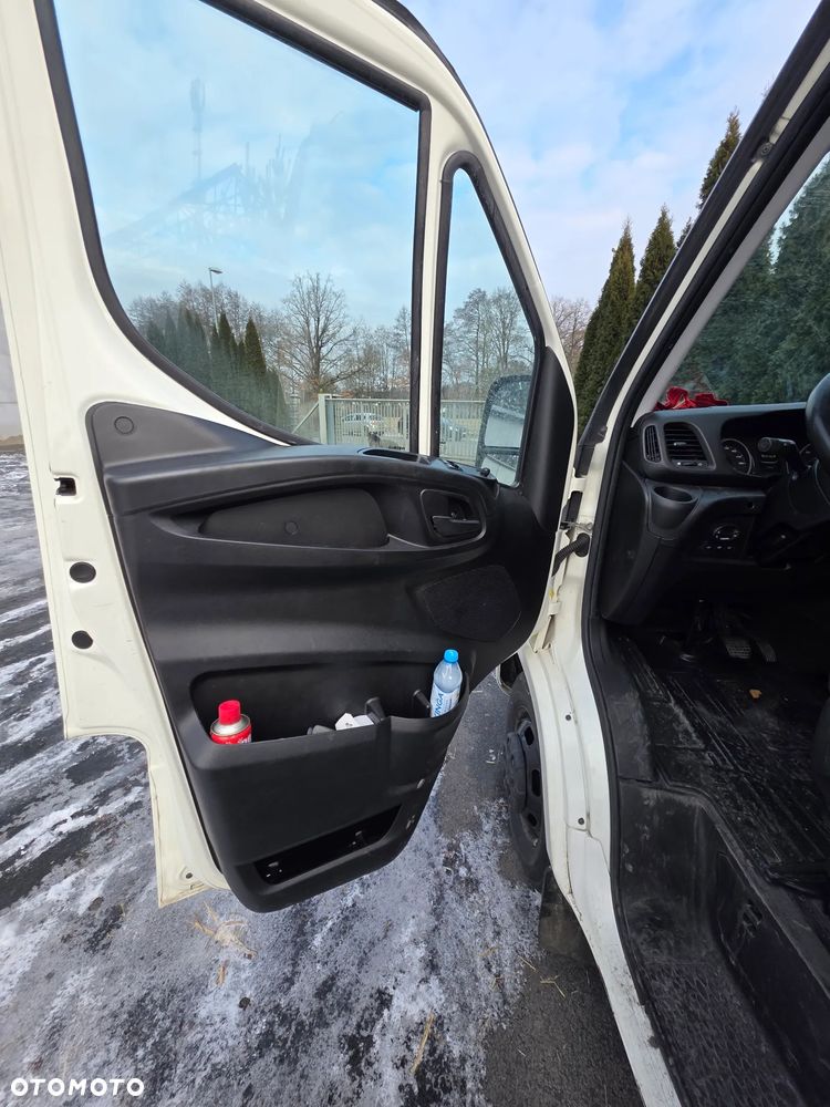 Iveco Daily - 27