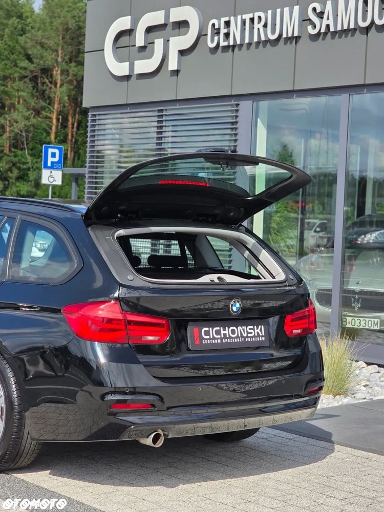 BMW Seria 3 318i GPF Advantage - 12