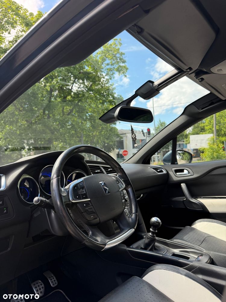 Citroën DS4 2.0 HDi SportChic - 17