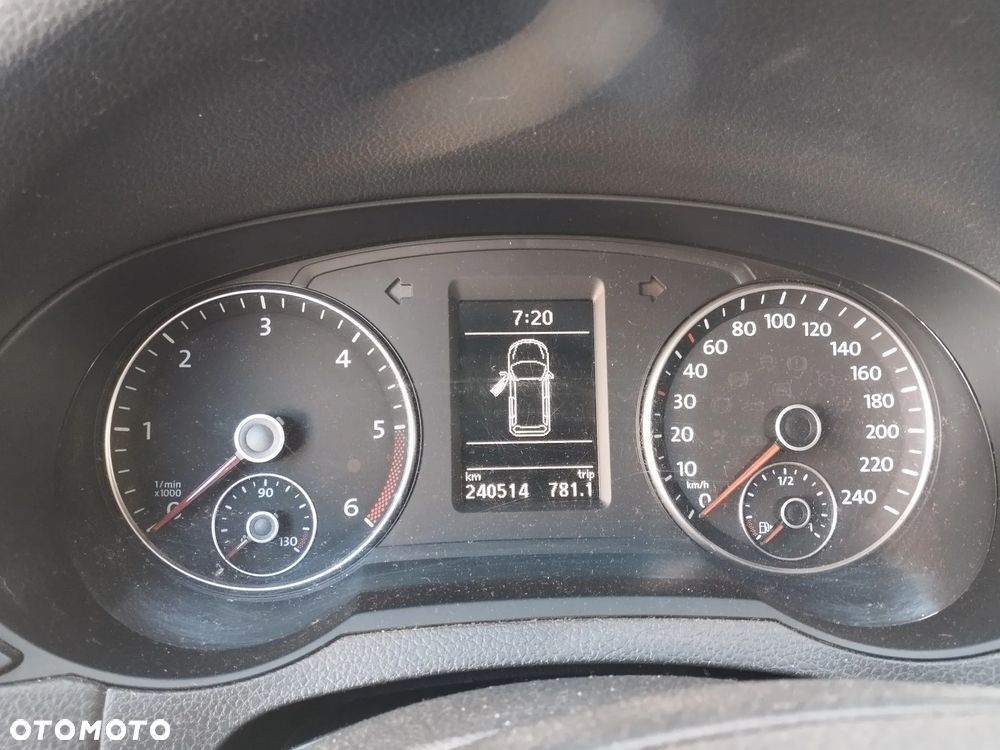 Seat Alhambra 2.0 TDI Ecomotive Reference - 12