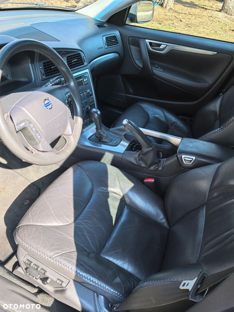 Volvo V70 D5 AWD Automatik - 12