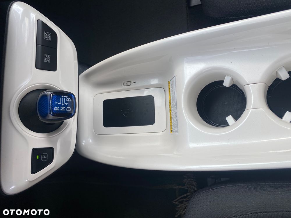 Toyota Prius Hybrid Comfort - 7