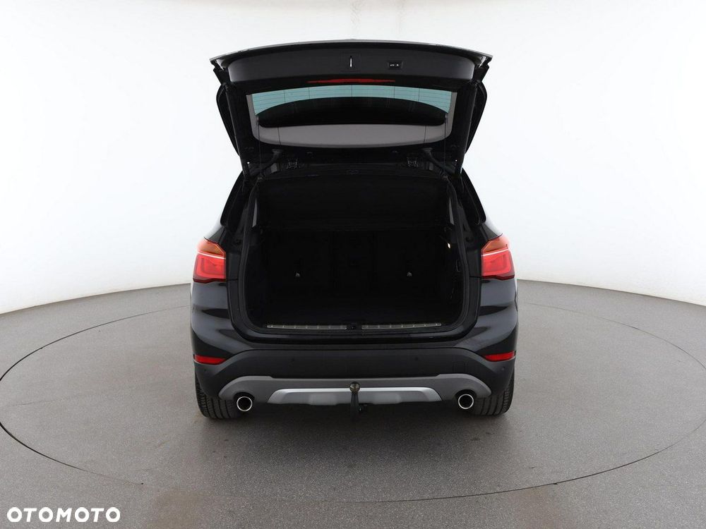 BMW X1 sDrive20d xLine - 20