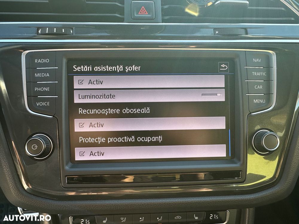 Volkswagen Tiguan 2.0 TDI 4Mot DSG Comfortline - 27