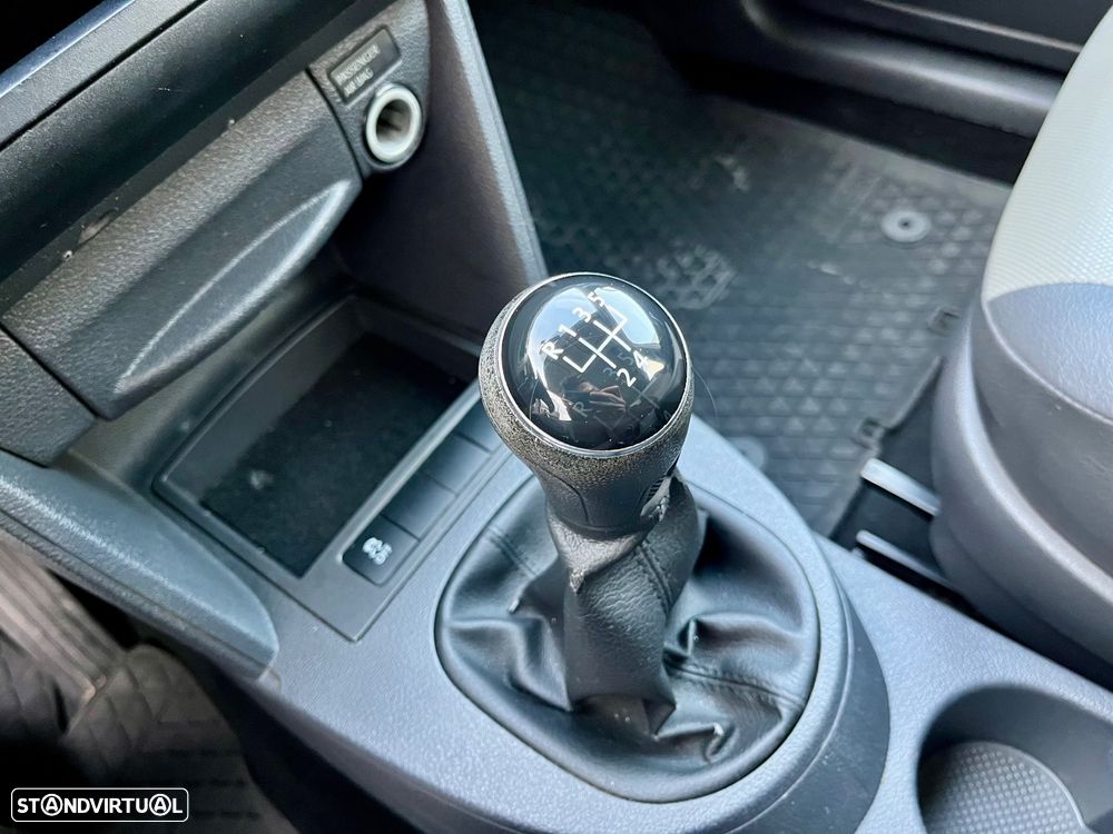 VW Caddy Maxi 1.6 TDi Blue.Trendline - 35