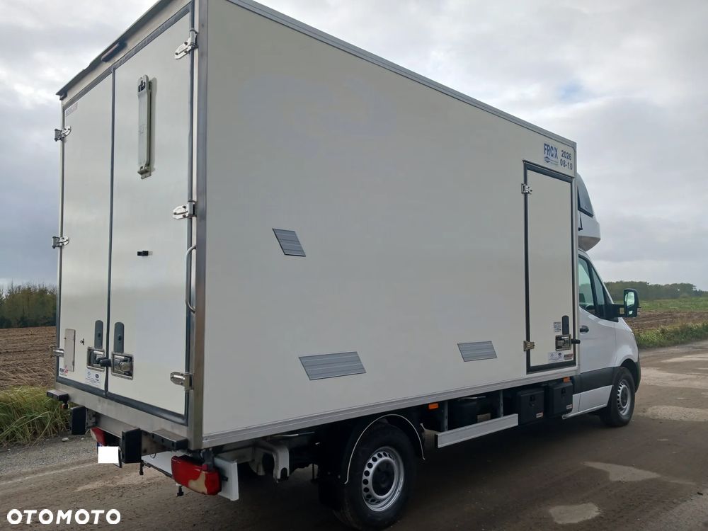 Mercedes-Benz Sprinter 907 Max 20r maxi 316 CDI 160 KM SALON Sypialnia webasto Klima Izoterma Siła Chłodnia Mroźnia Agregat - 16