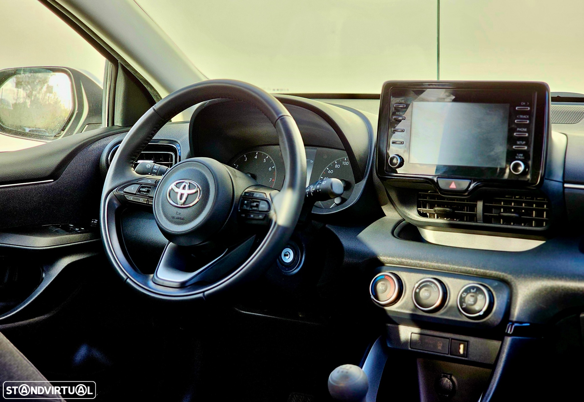Toyota Yaris 1.0 VVT-i Comfort Plus - 7