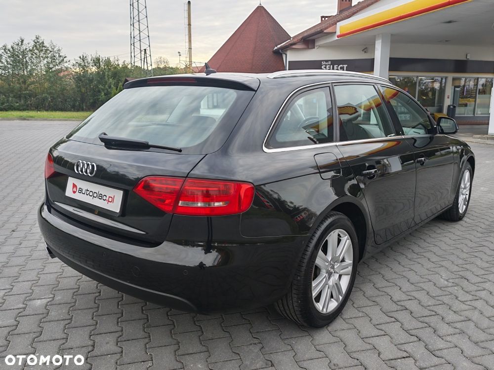 Audi A4 Avant - 6