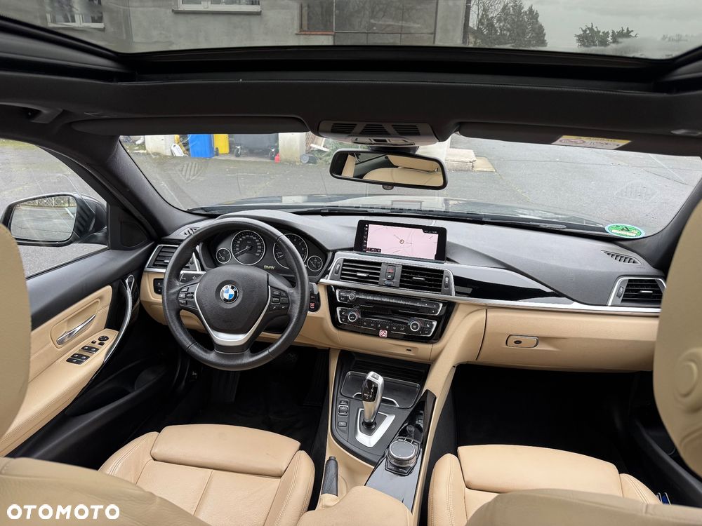 BMW Seria 3 320i Luxury Line - 28