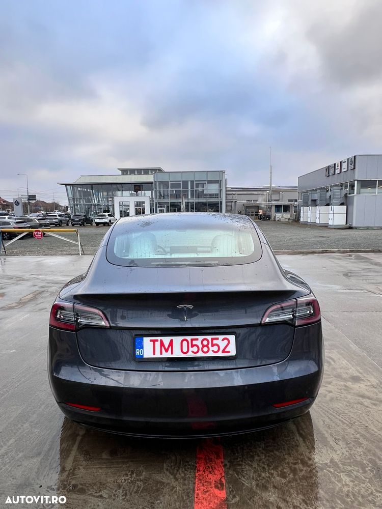 Tesla Model 3 RWD Hinterradantrieb - 4