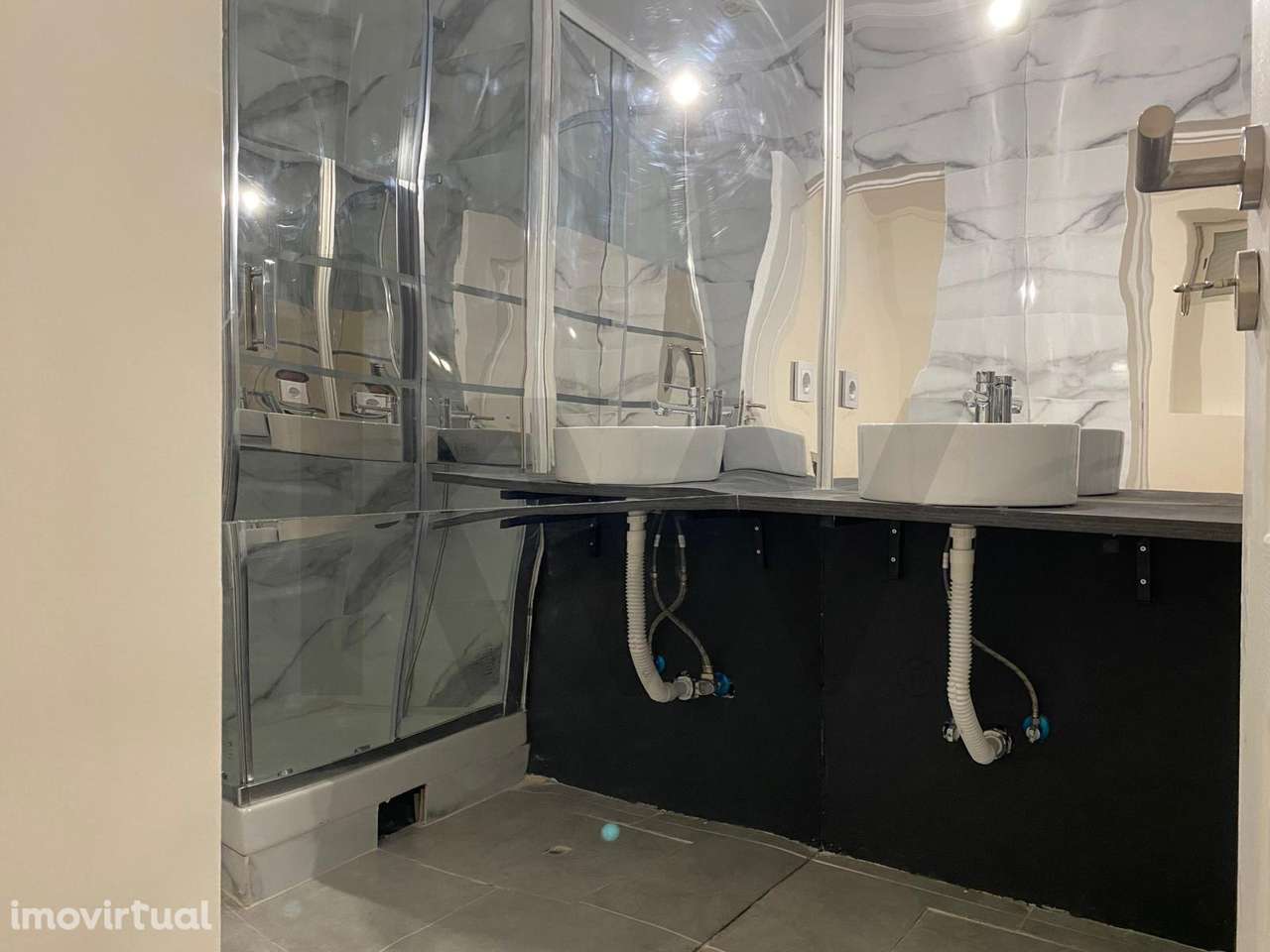 Descida de valor Venda T2 - Cave com Terraço em Campolide – Oportunida - Grande imagem: 3/13