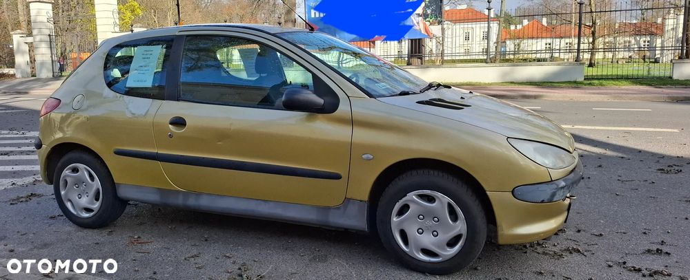 Peugeot 206 - 10