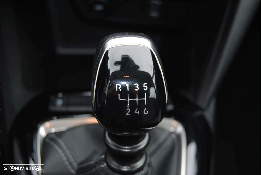 Opel Corsa 1.2 T Edition - 25