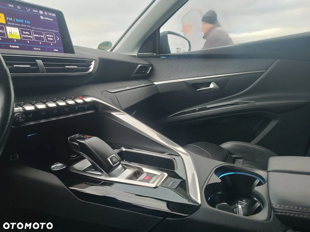 Peugeot 5008 BlueHDi 180 EAT8 Allure - 37