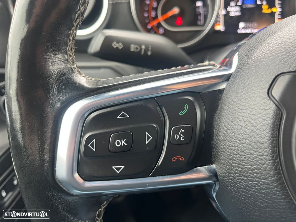 Jeep Wrangler Unlimited 2.2 CRDi AWD Auto Sky One-Touch Sahara - 24