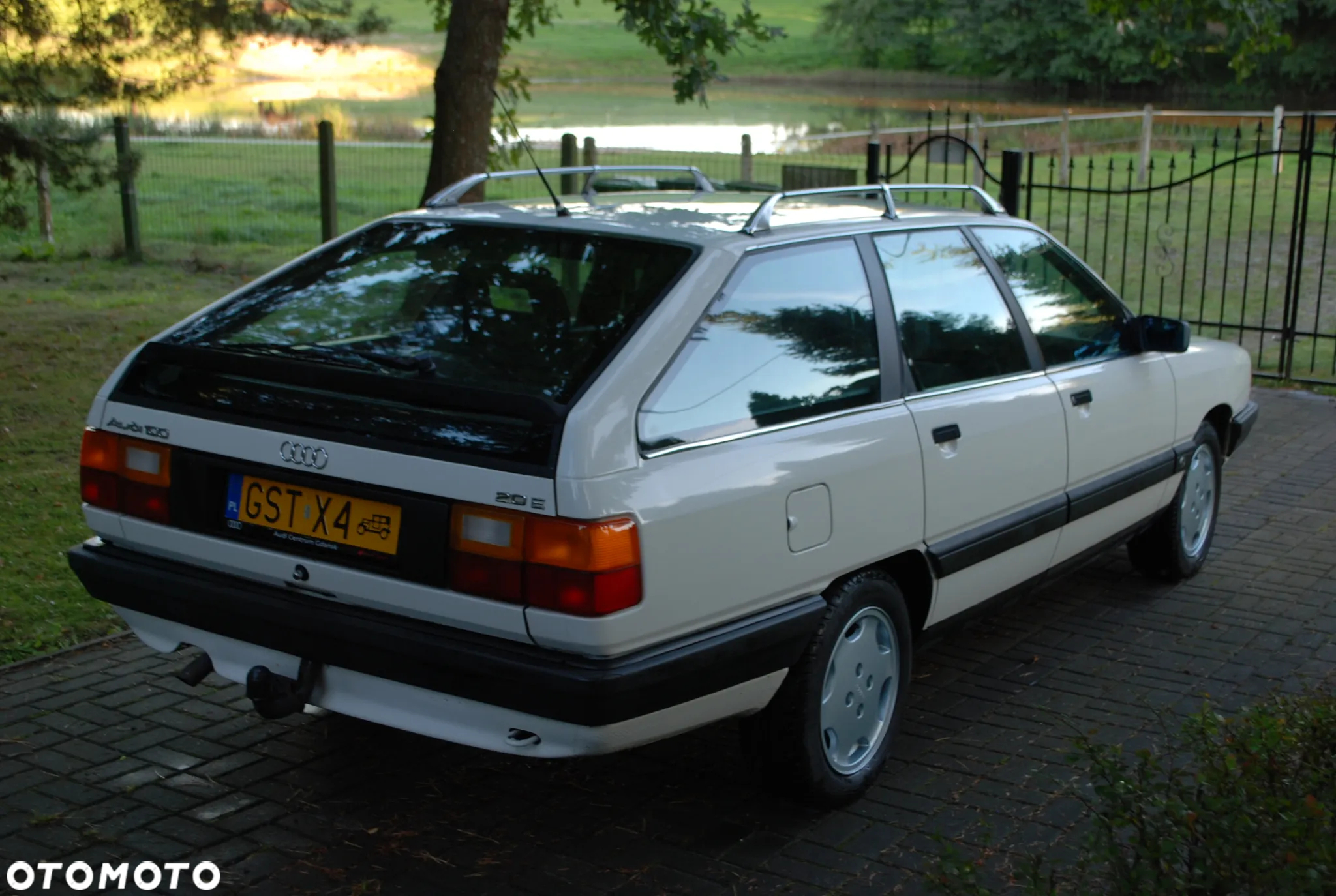 Audi 100 Avant 2.0 E - 13