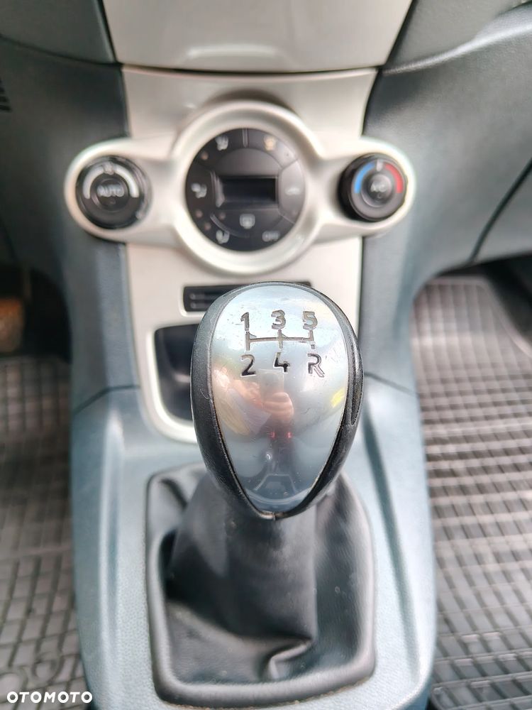 Ford Fiesta 1.25 Titanium - 13