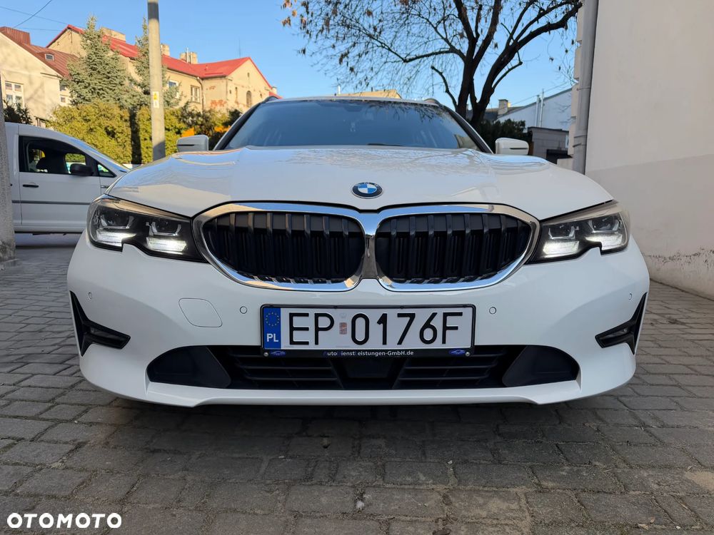 BMW Seria 3 318d Edition Luxury Line Purity - 1