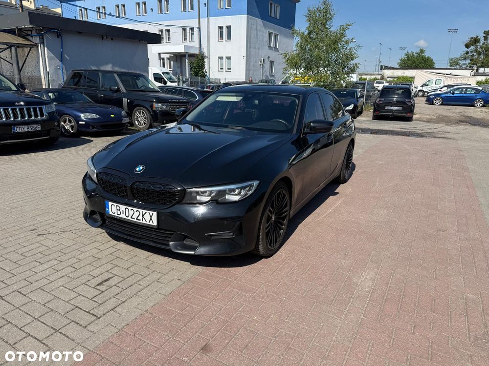 BMW Seria 3 318d - 1
