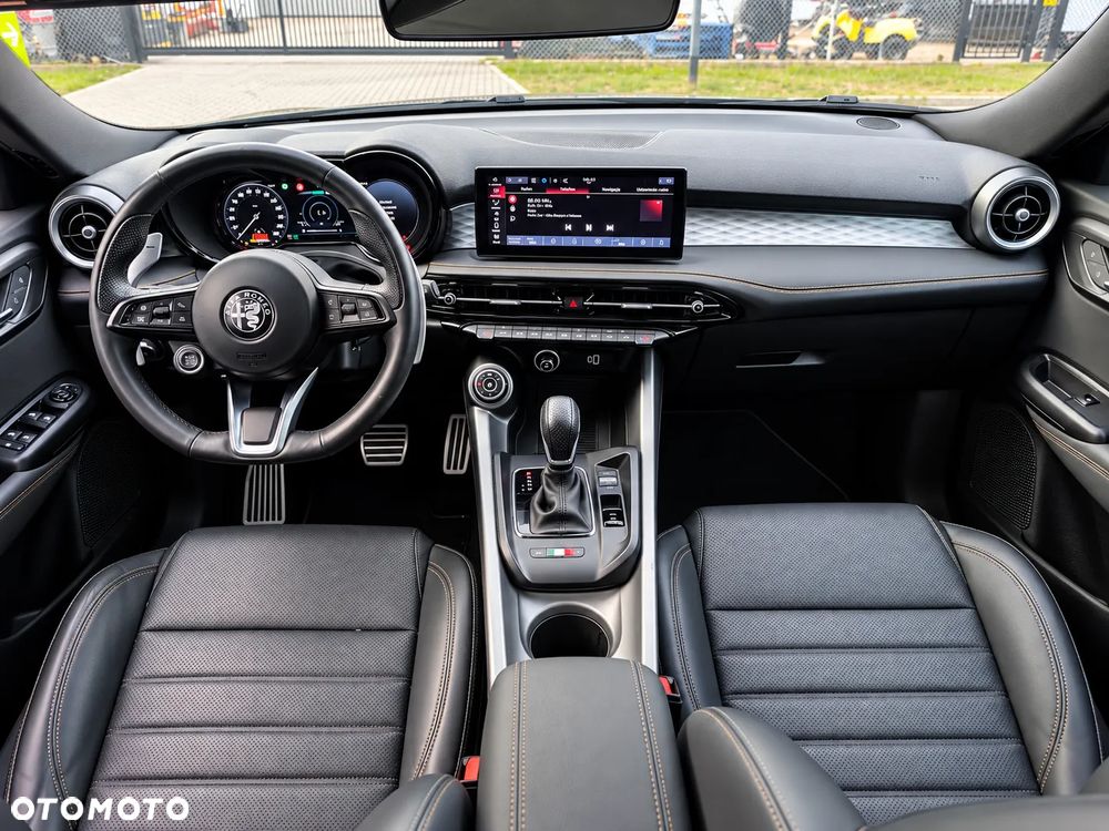 Alfa Romeo Tonale 1.5 T4 GSE mHEV Veloce DCT - 13