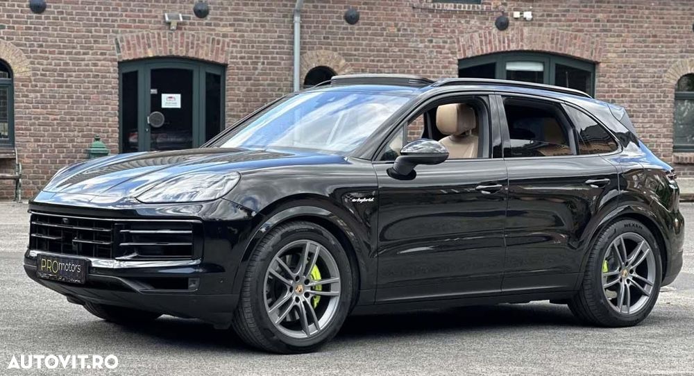 Porsche Cayenne E-Hybrid - 4