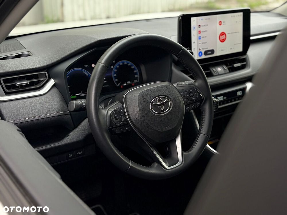 Toyota RAV4 - 18