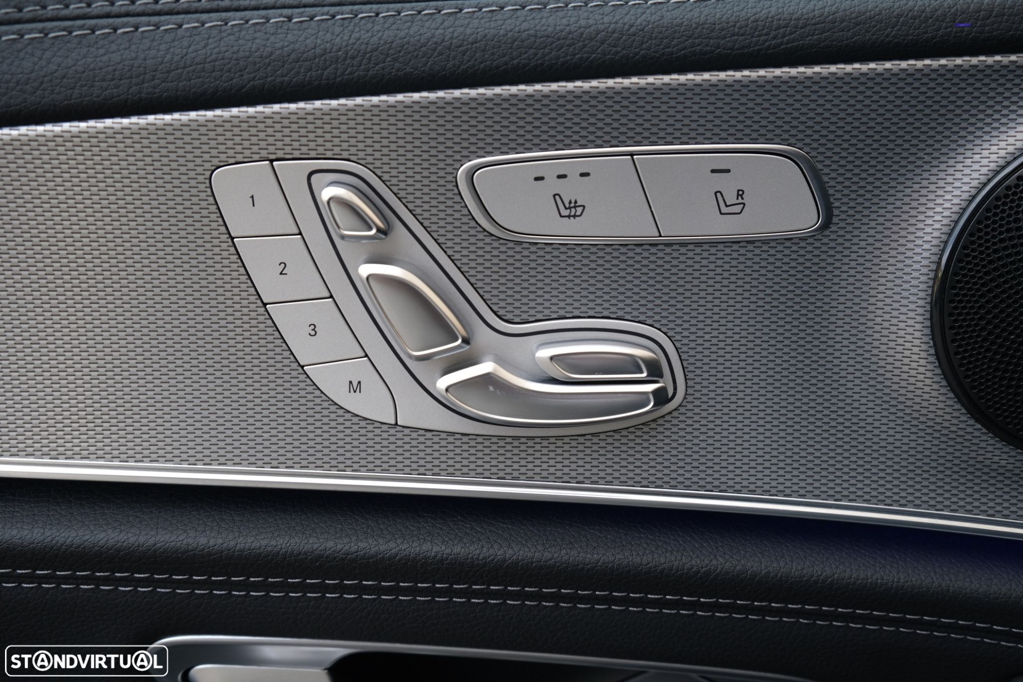 Mercedes-Benz E 300 - 17