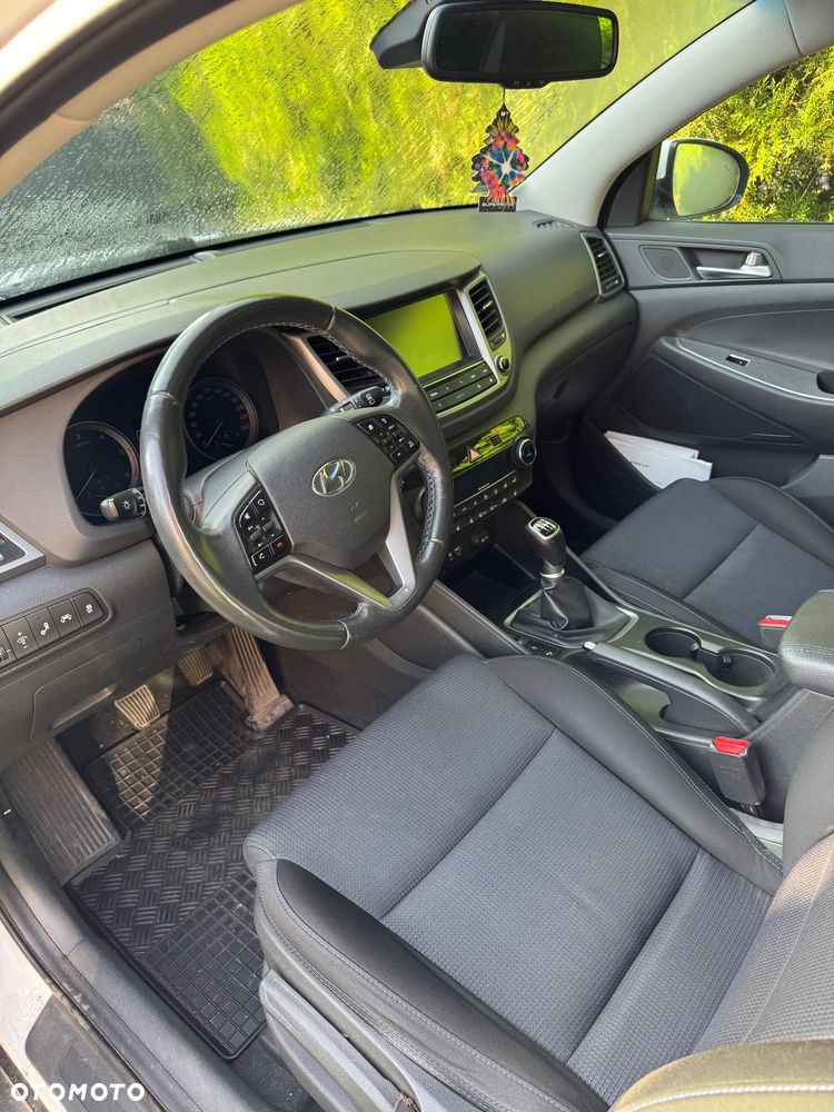 Hyundai Tucson - 8
