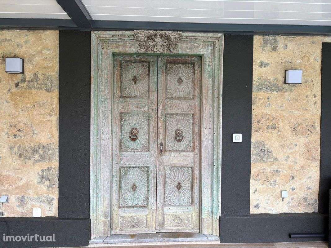 Moradia T4 para venda - Grande imagem: 2/23